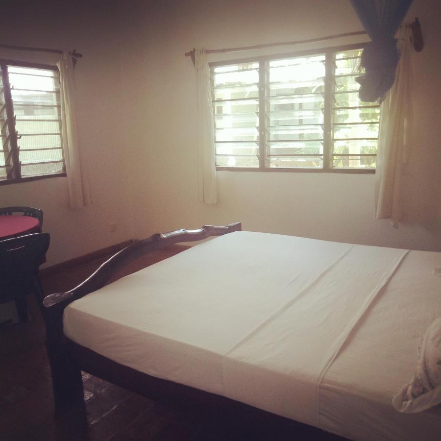 Travellers Inn Resort Malindi Kijiwetanga Buitenkant foto