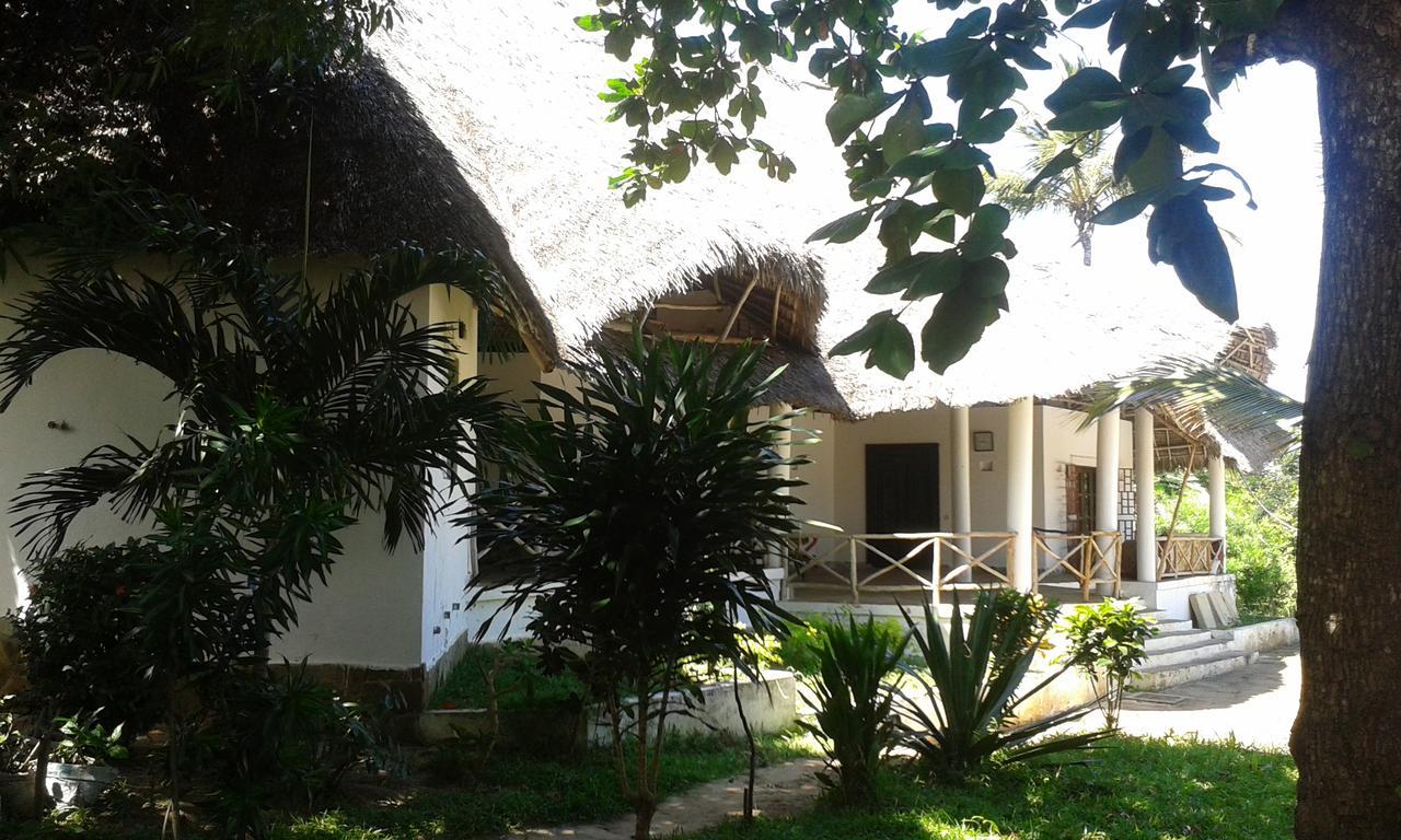 Travellers Inn Resort Malindi Kijiwetanga Buitenkant foto