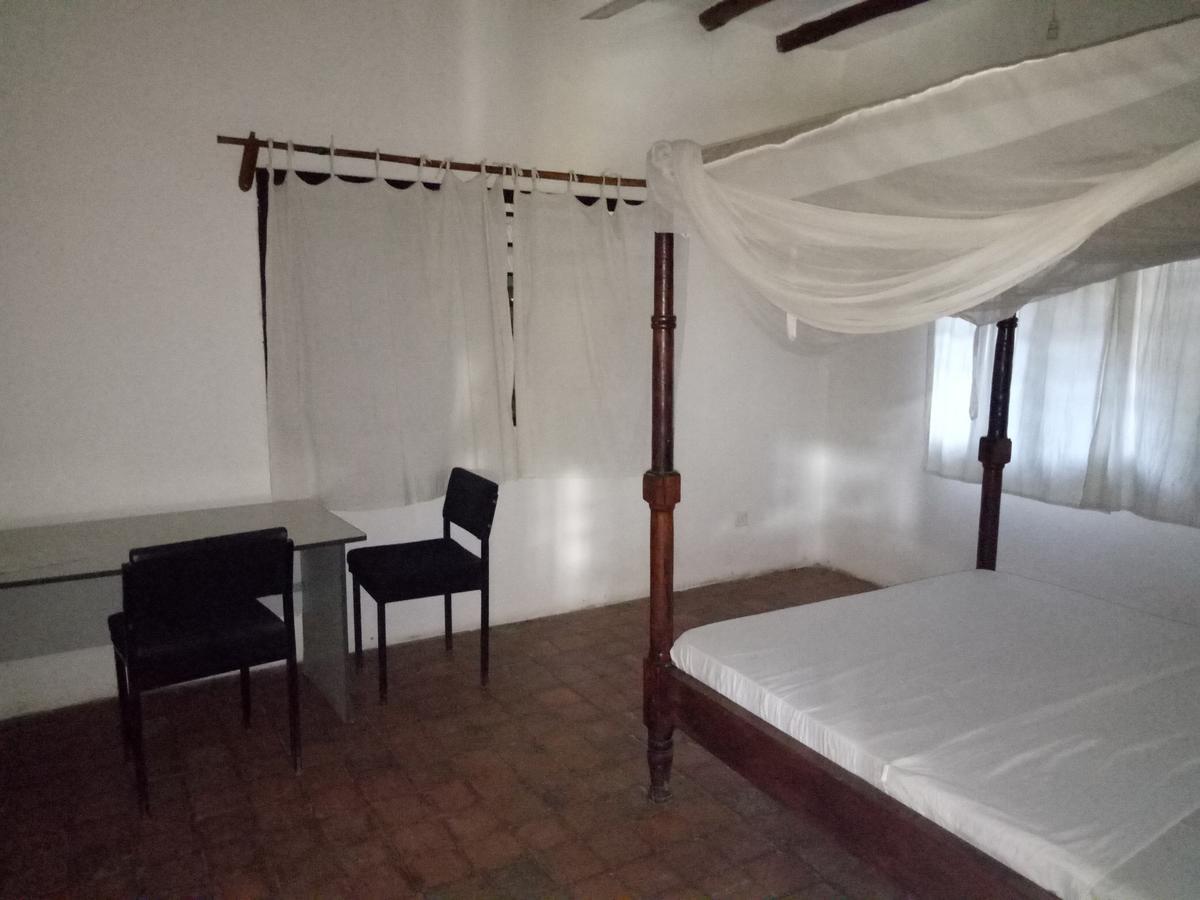Travellers Inn Resort Malindi Kijiwetanga Buitenkant foto