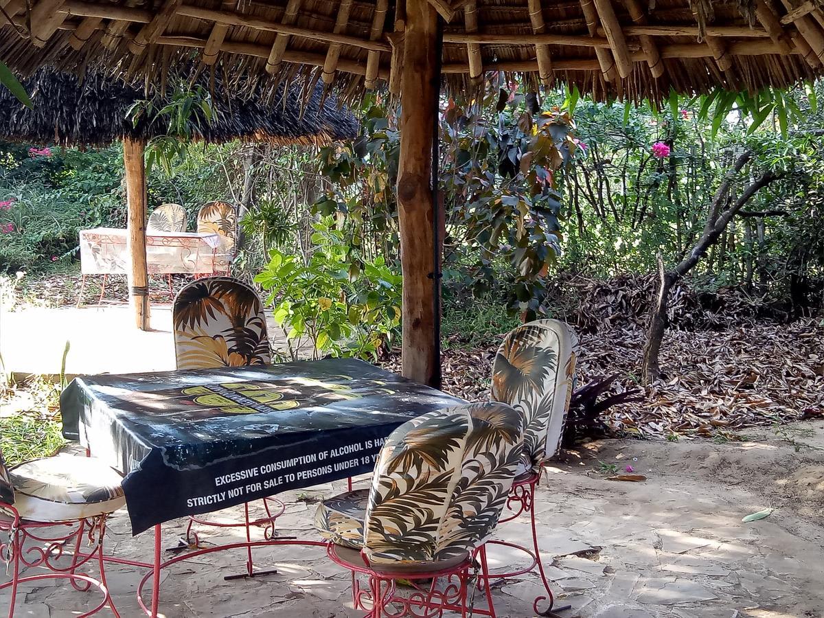 Travellers Inn Resort Malindi Kijiwetanga Buitenkant foto