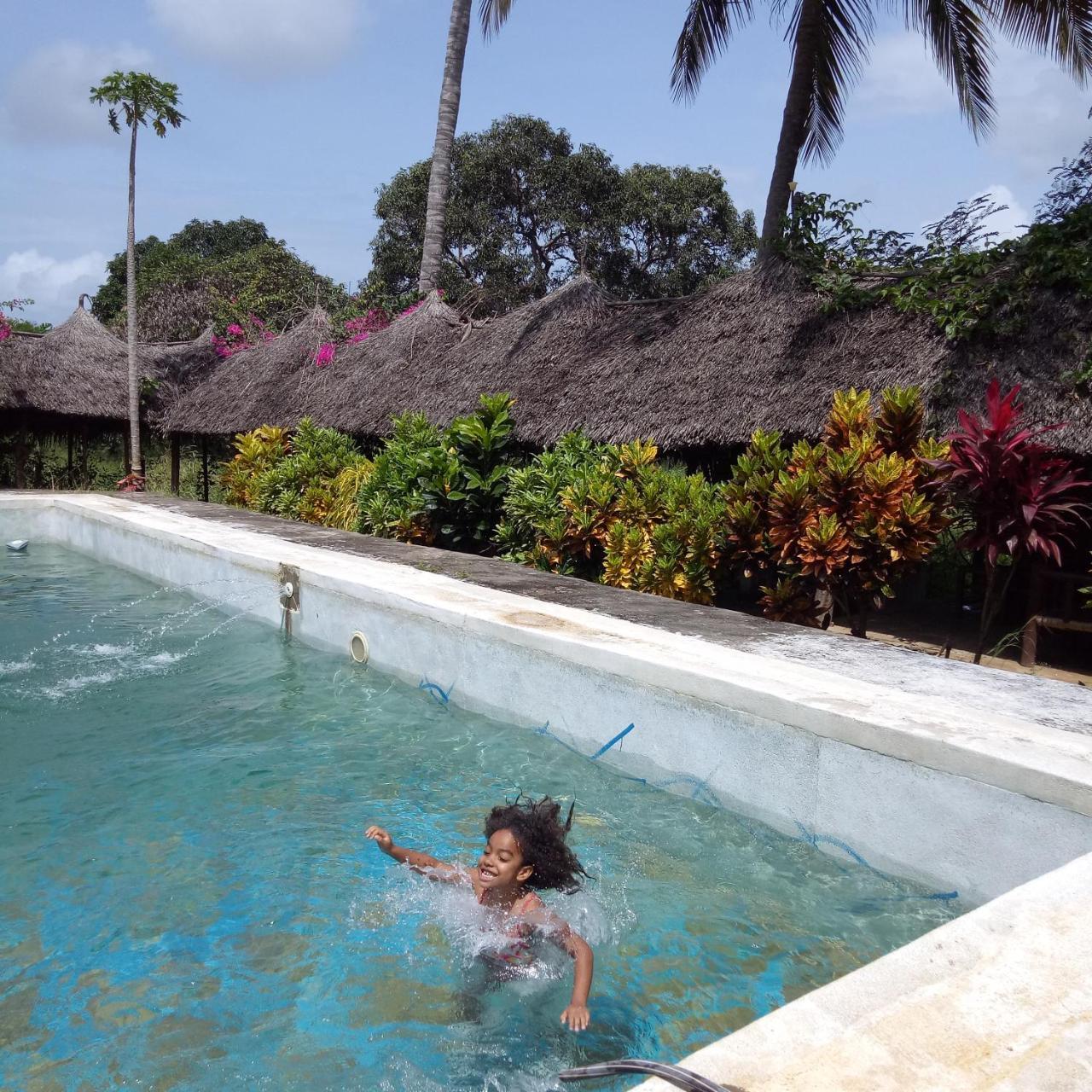 Travellers Inn Resort Malindi Kijiwetanga Buitenkant foto