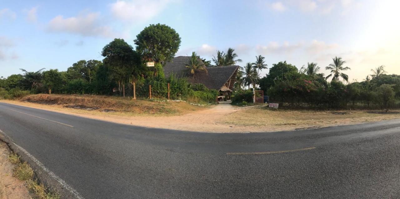 Travellers Inn Resort Malindi Kijiwetanga Buitenkant foto