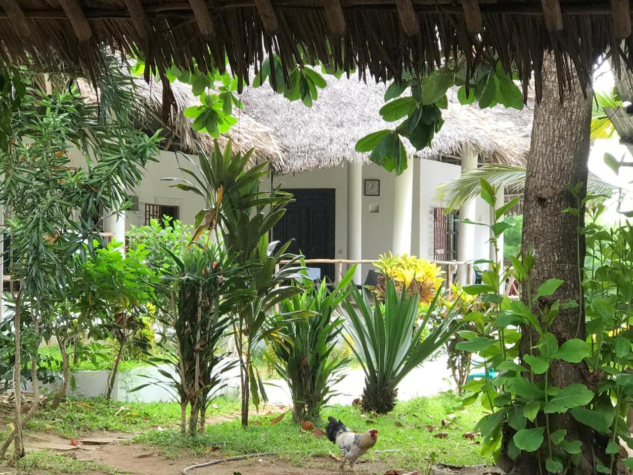 Travellers Inn Resort Malindi Kijiwetanga Buitenkant foto
