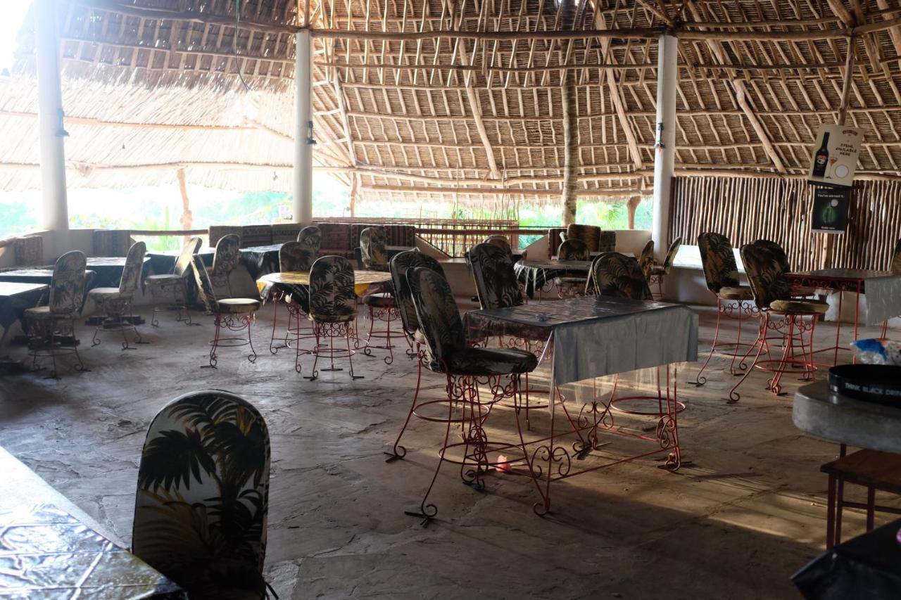 Travellers Inn Resort Malindi Kijiwetanga Buitenkant foto