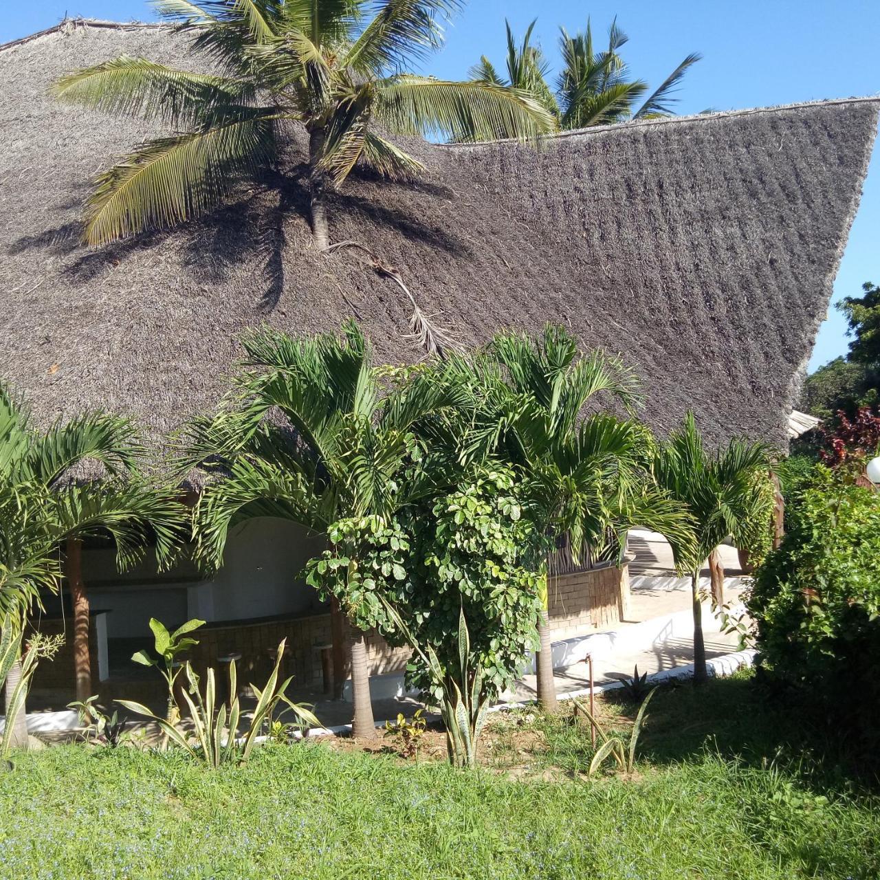 Travellers Inn Resort Malindi Kijiwetanga Buitenkant foto