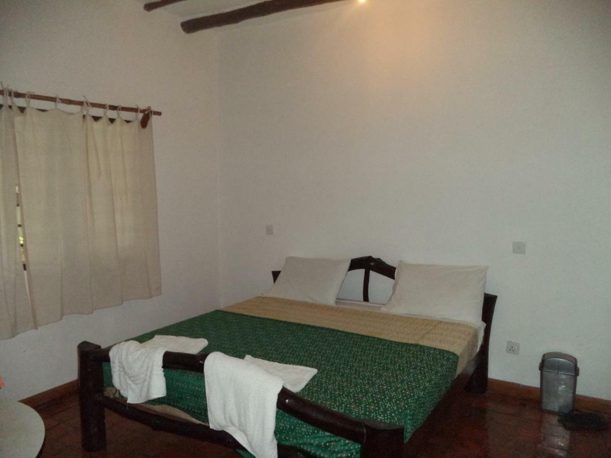Travellers Inn Resort Malindi Kijiwetanga Buitenkant foto