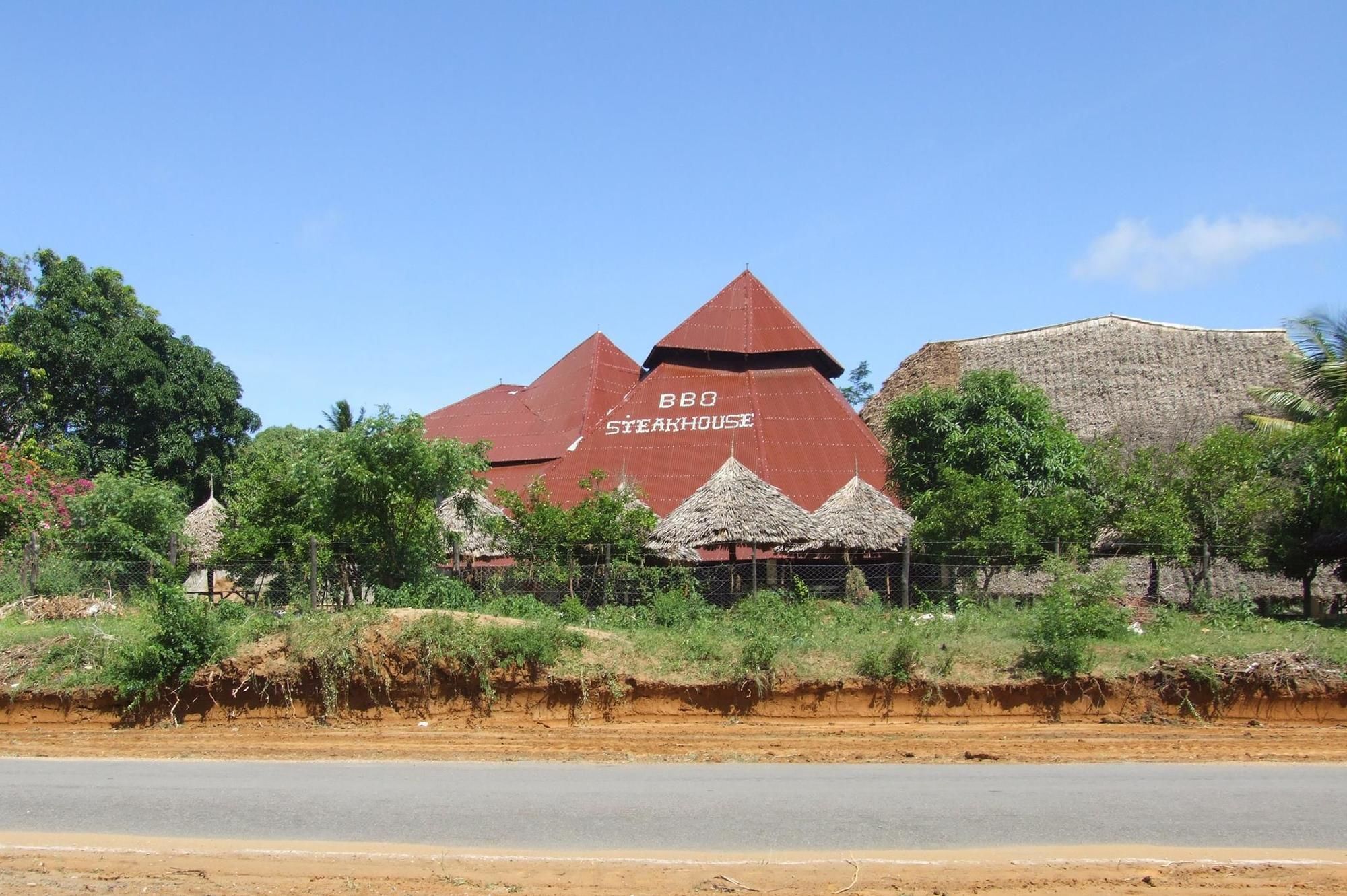 Travellers Inn Resort Malindi Kijiwetanga Buitenkant foto